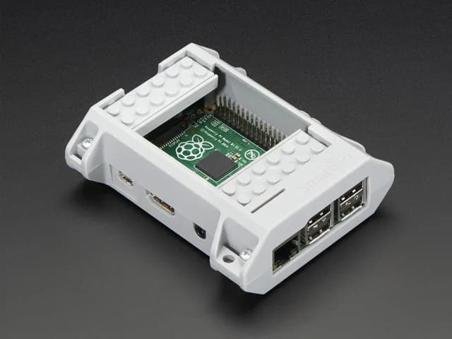 SmartiPi — Корпус, совместимый со стандартными блоками — Raspberry Pi B+ Pi2