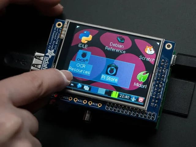 Adafruit PiTFT - 320x240 2,8" TFT+сенсорный экран для Raspberry Pi