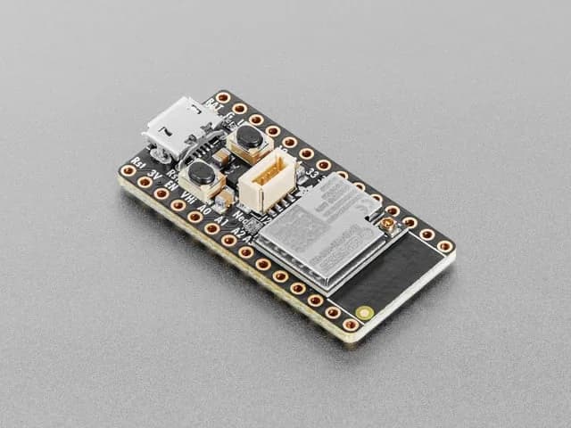 Adafruit ItsyBitsy ESP32 — антенна wFL — флэш-память 8 МБ / PSRAM 2 МБ