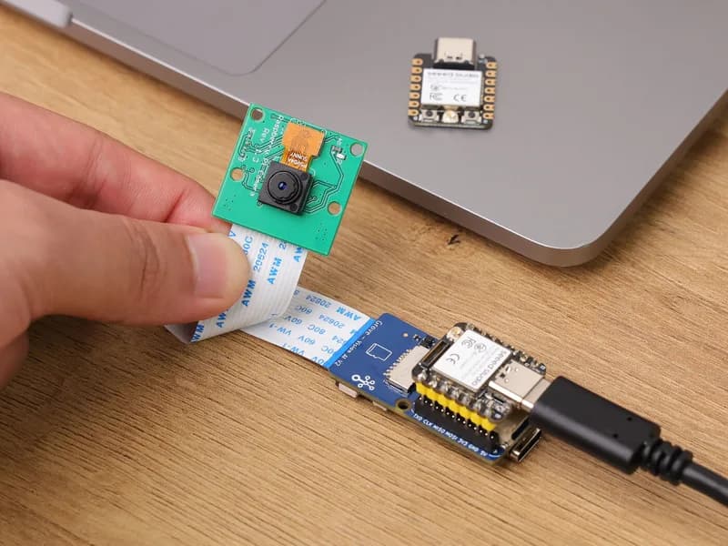 Комплект Grove Vision AI v2 — с дополнительным модулем камеры Raspberry Pi OV5647, Seeed Studio XIAO; Поддержка Arm Cortex-M55 и Ethos-U55, TensorFlow и PyTorch