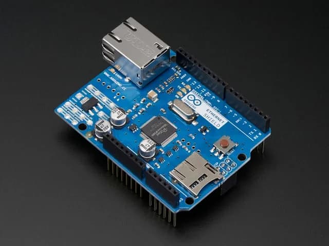 Arduino Ethernet Shield R3 с разъемом micro SD — в сборе