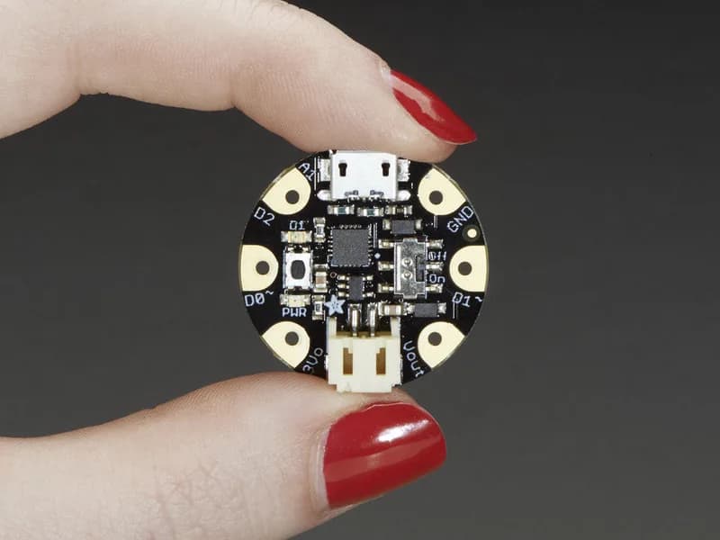 Adafruit Gemma - Миниатюрная носимая электронная платформа