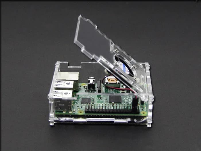 Акриловый корпус Raspberry Pi B+/2 с вентилятором процессора