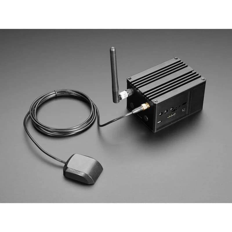 8-канальный комплект шлюза LoRa поставляется с Raspberry Pi, LoRa и GPS.