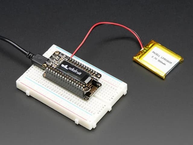 Adafruit FeatherWing OLED — надстройка OLED 128x32 для Feather