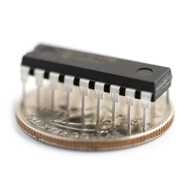 Микроконтроллер PICAXE 18M2+ (18 pin)