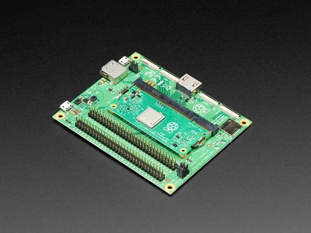 Комплект для разработки вычислительного модуля Raspberry Pi 3+ с двумя компьютерными модулями