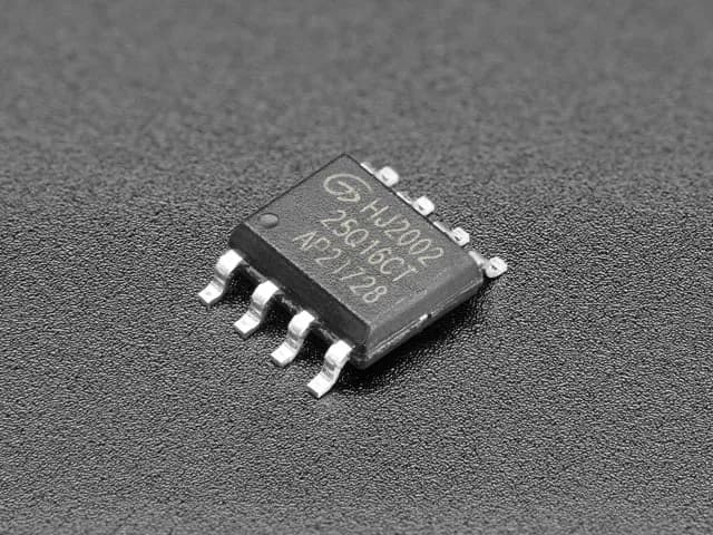 GD25Q16 — флэш-память SPI 2 МБ в 8-контактном корпусе SOIC