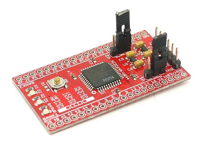 XC2C64A Плата разработки CoolRunner-II CPLD
