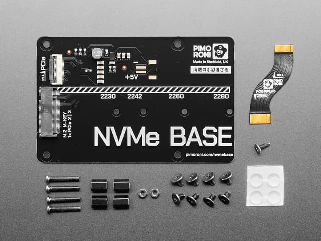 База Pimoroni NVMe для Raspberry Pi 5