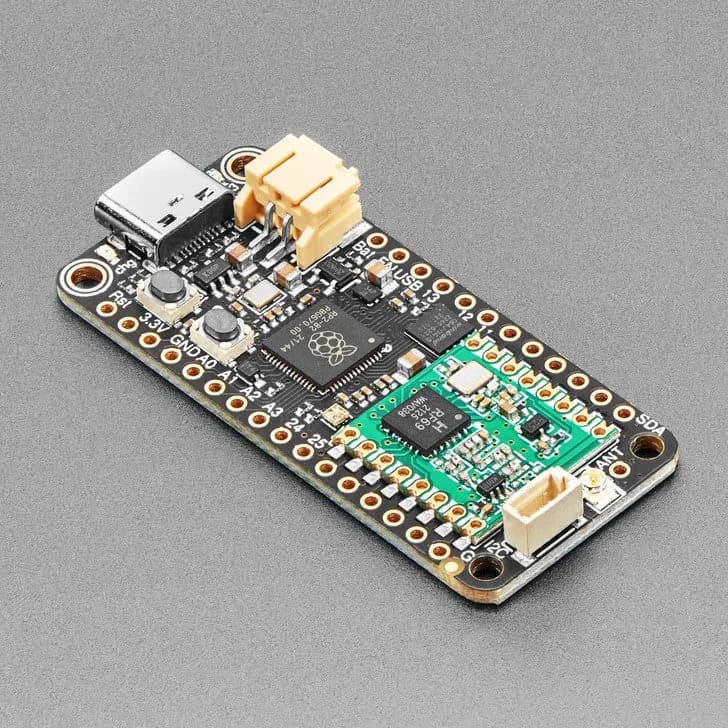 Пакетная радиосвязь Adafruit Feather RP2040 RFM69 — 868 или 915 МГц — RadioFruit