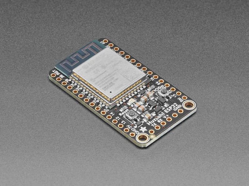 Коммутационная плата Adafruit HUZZAH32 ESP32
