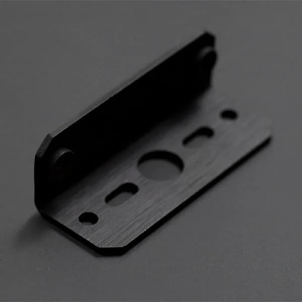 Монтажный кронштейн ИК-датчика Sharp — GP2Y0A21/GP2Y0A02YK